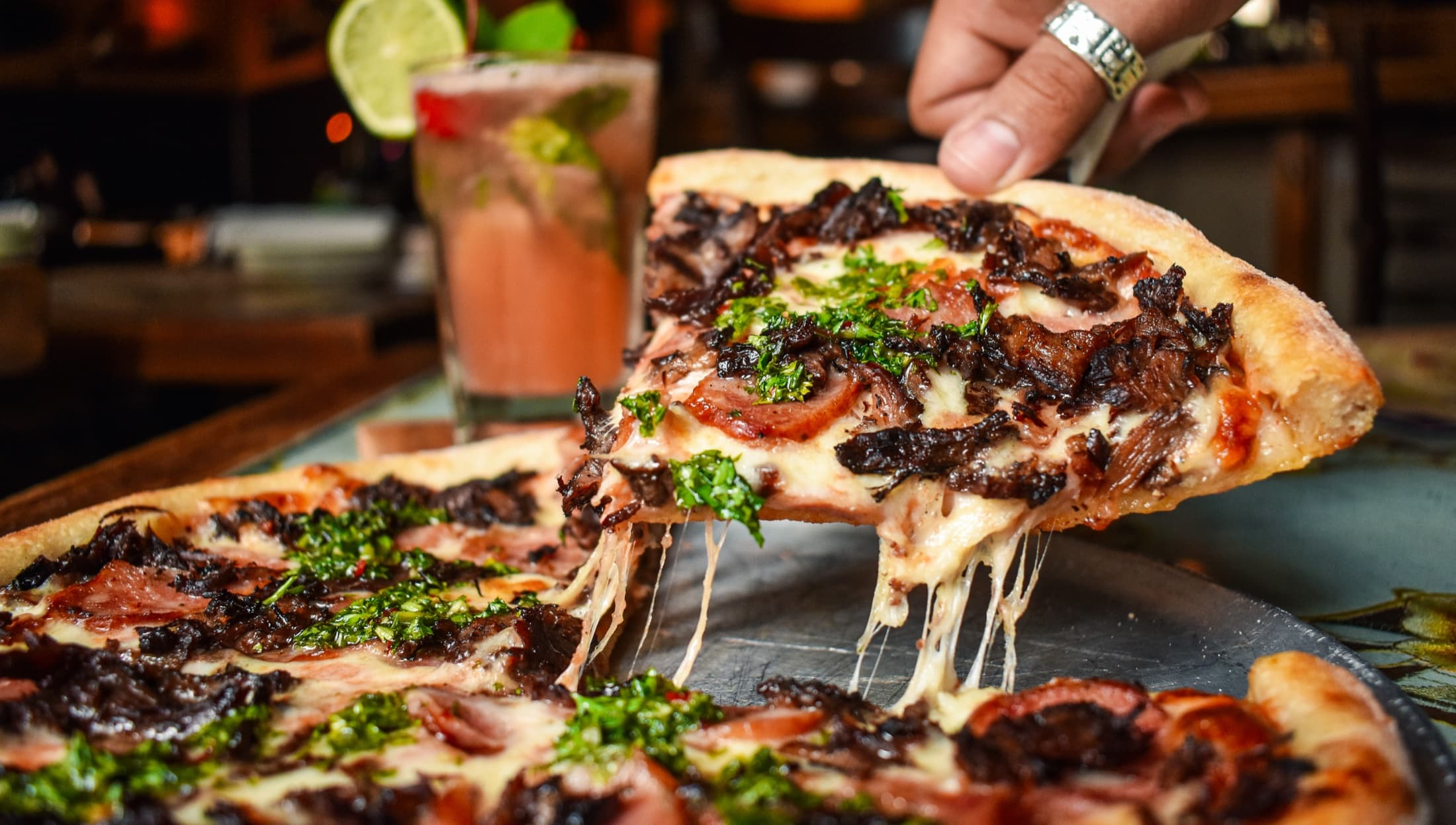 Pirilo Pizza Rústica, Dorado