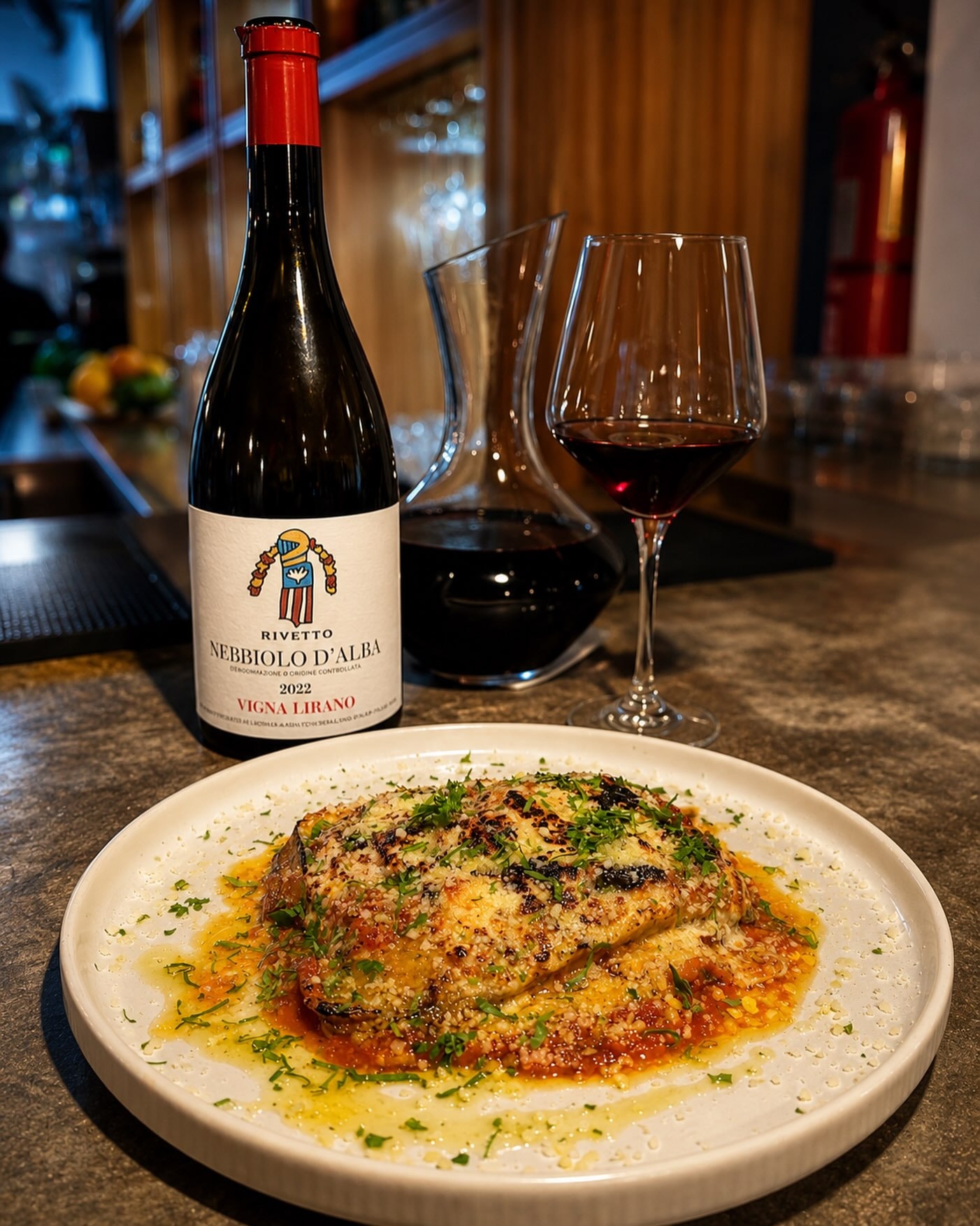 Berenjena a la parmesana con capas de sabor italiano